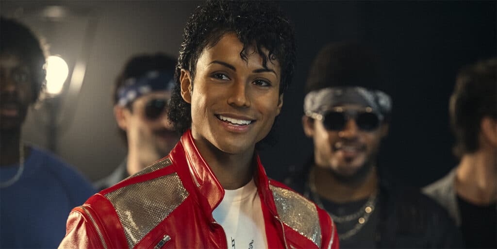 Michael, il ritratto luminoso del Re del Pop (con le ombre lasciate fuori campo)